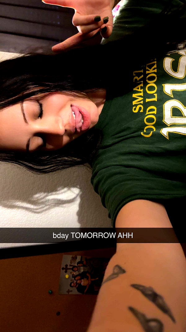 ema.jeann snapchat image archive image