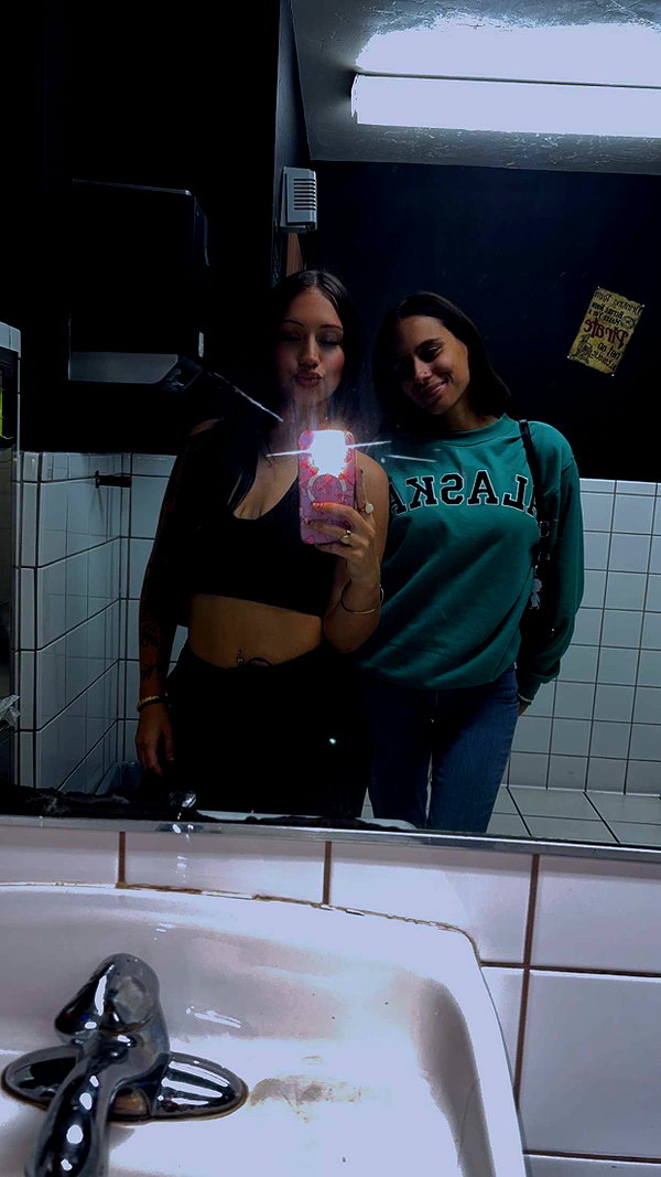 ema.jeann snapchat image archive image