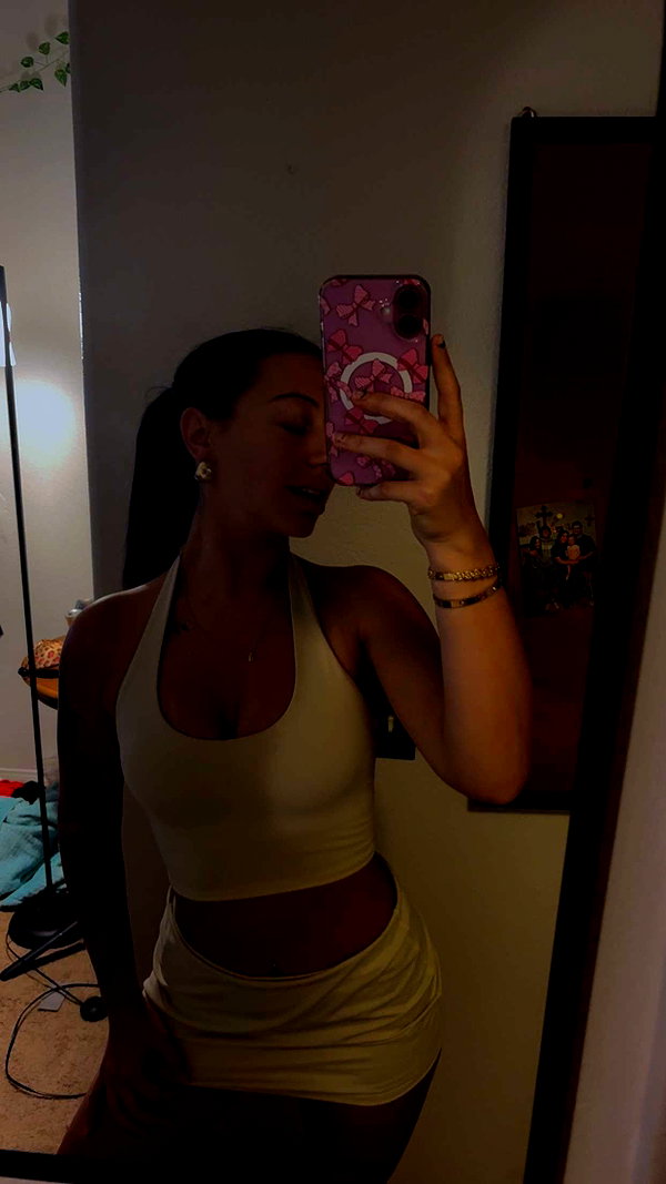 ema.jeann snapchat image archive image