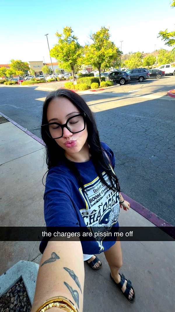 ema.jeann snapchat image archive image