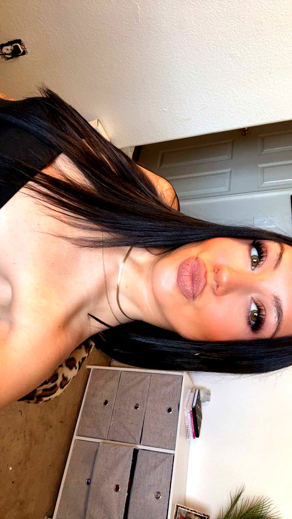 ema.jeann snapchat image archive image