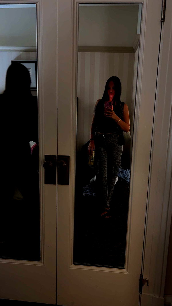 ema.jeann snapchat image archive image