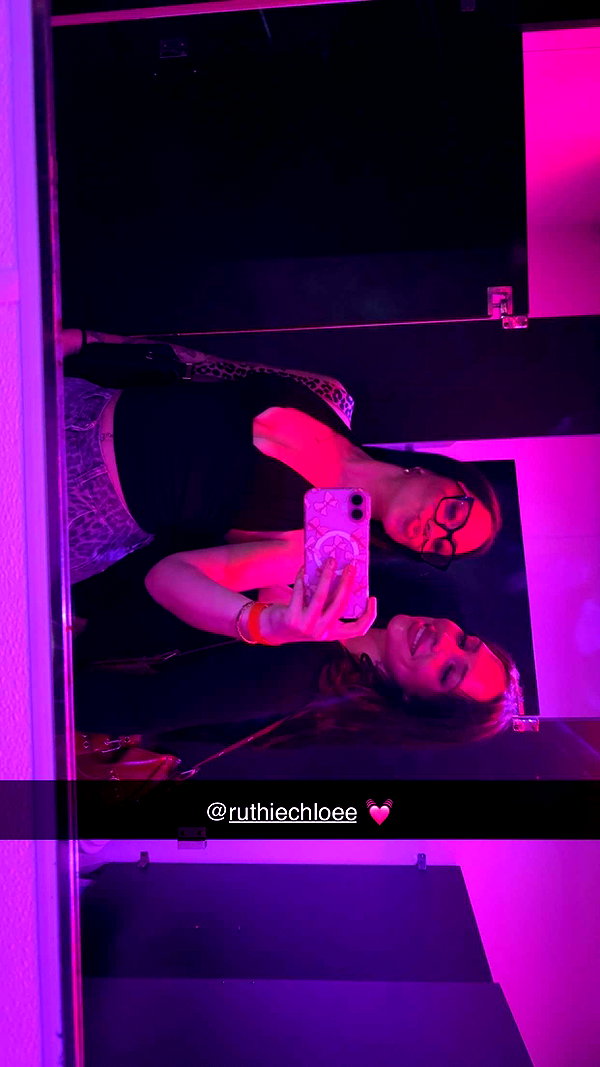 ema.jeann snapchat image archive image