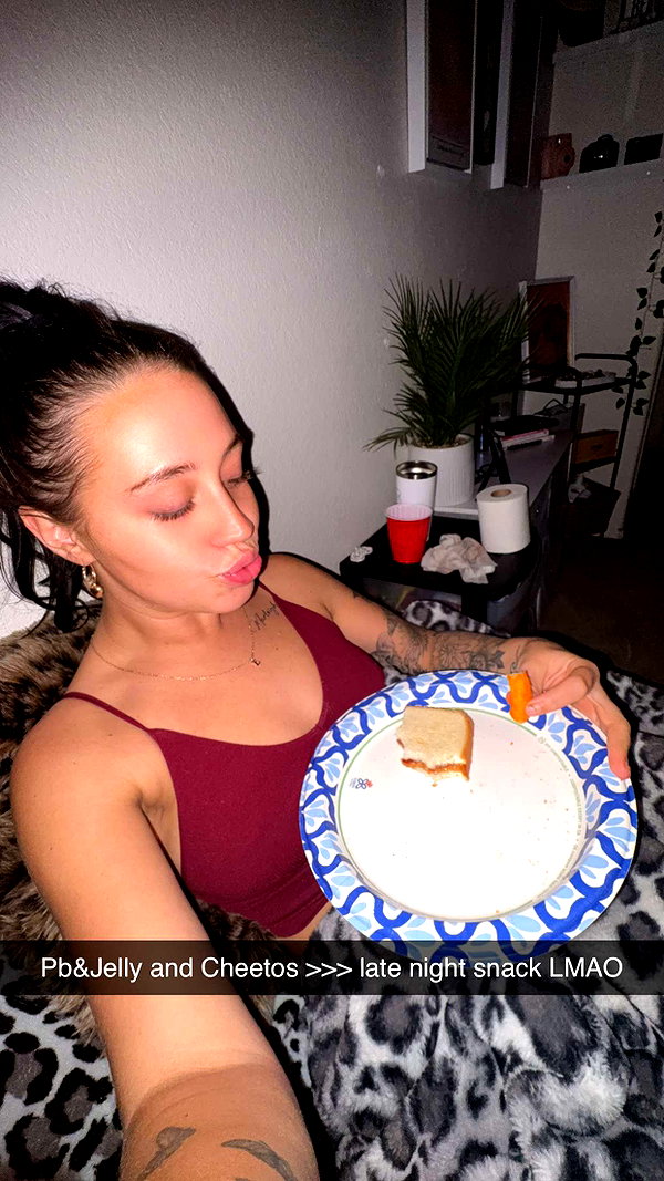 ema.jeann snapchat image archive image