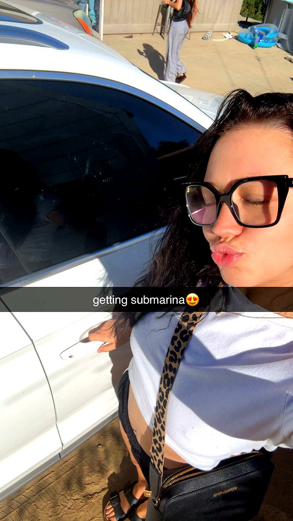 ema.jeann snapchat image archive image