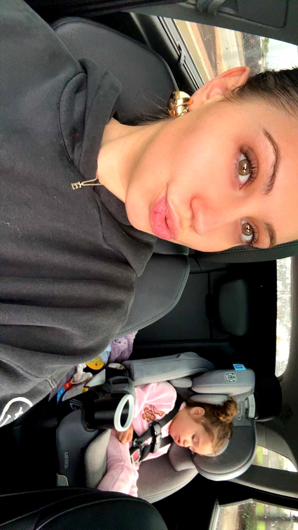 ema.jeann snapchat image archive image