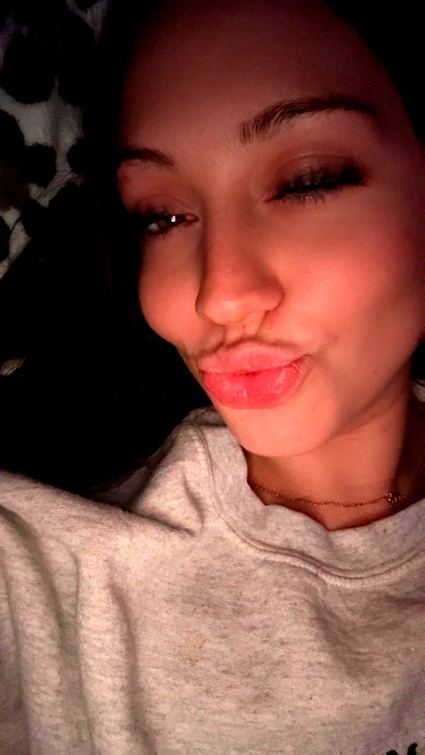 ema.jeann snapchat image archive image