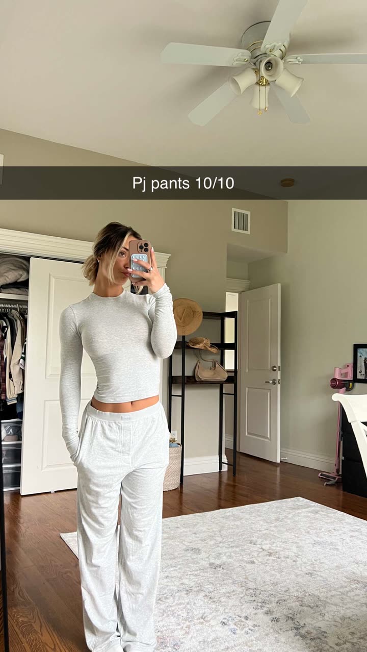 emelye.ender snapchat image archive image