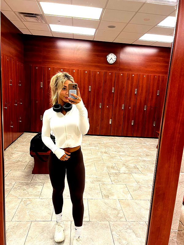 emelye.ender image ~ Altpins