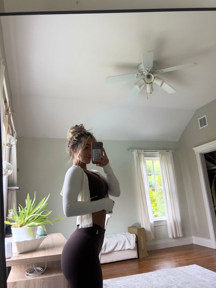 emelye.ender snapchat image archive image