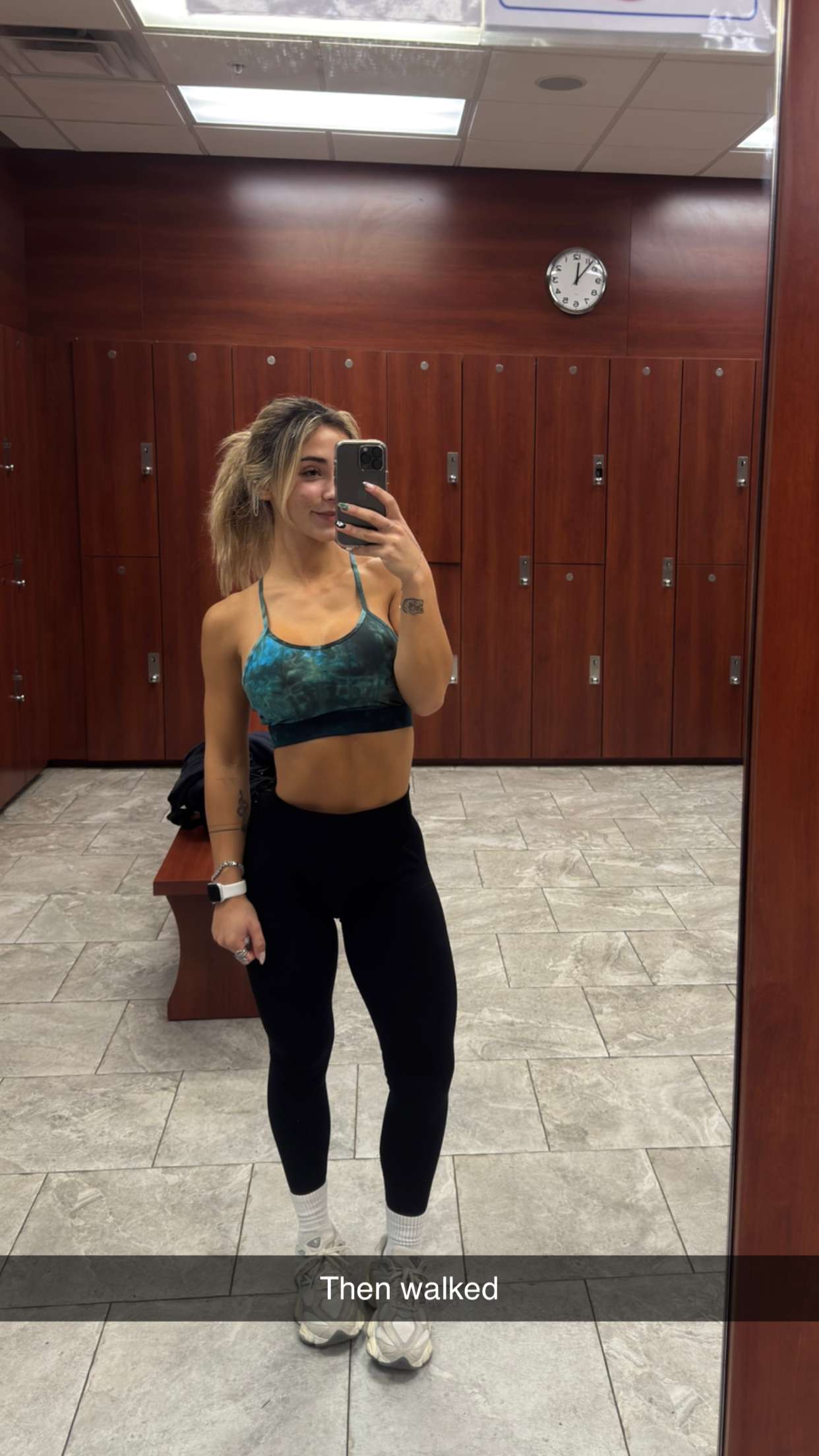 emelye.ender snapchat image archive image