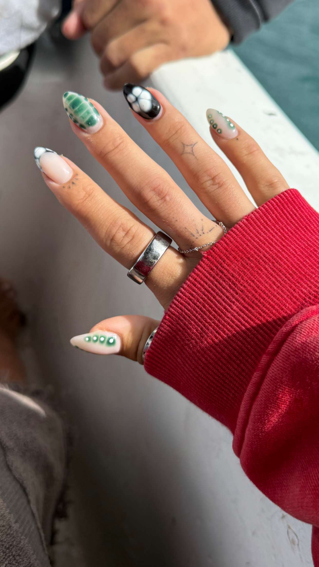 emelye.ender snapchat image archive image