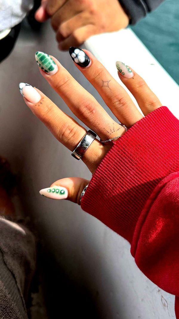 emelye.ender image ~ Altpins