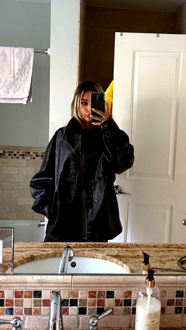 emelye.ender image ~ Altpins