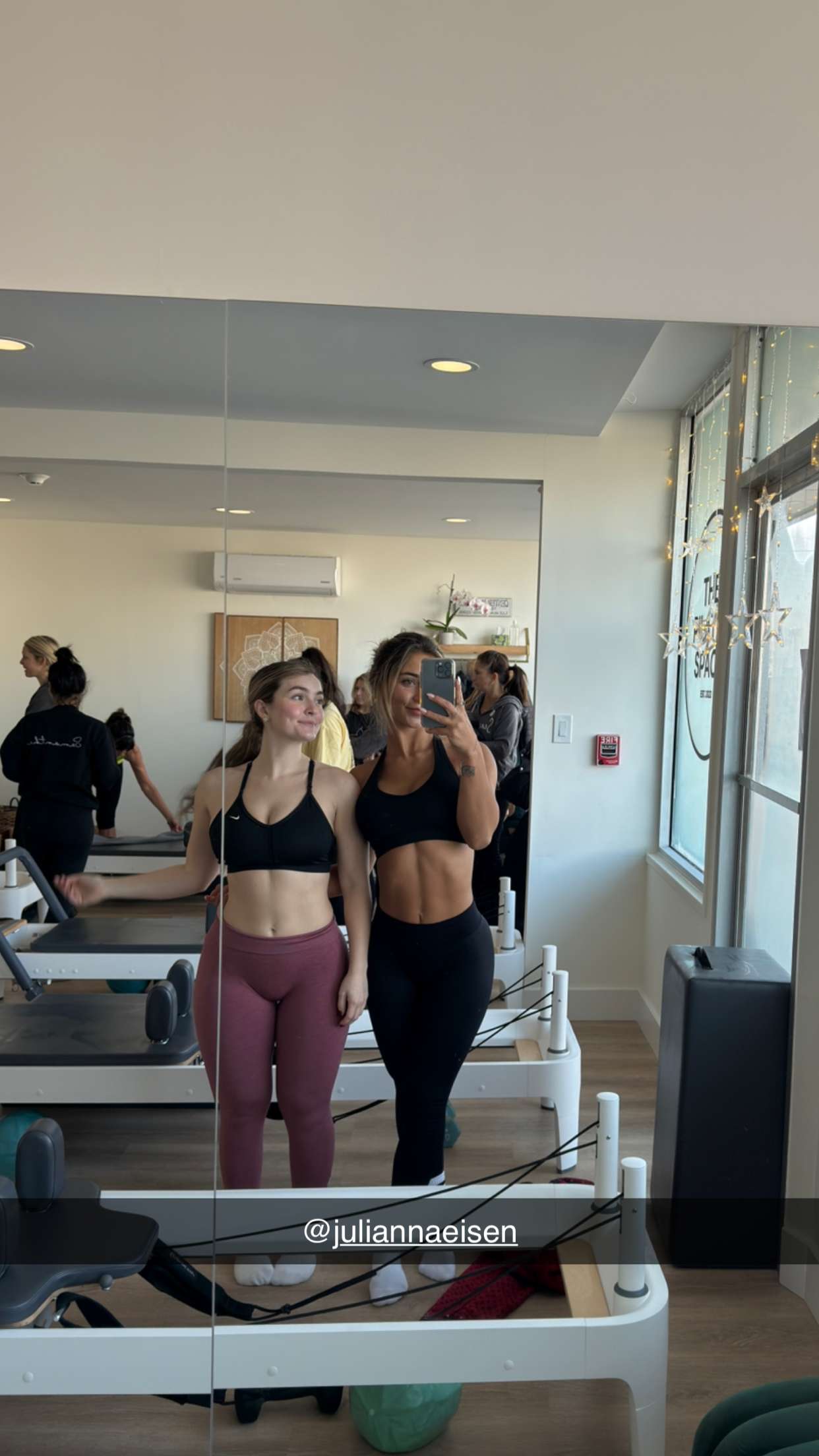 emelye.ender snapchat image archive image