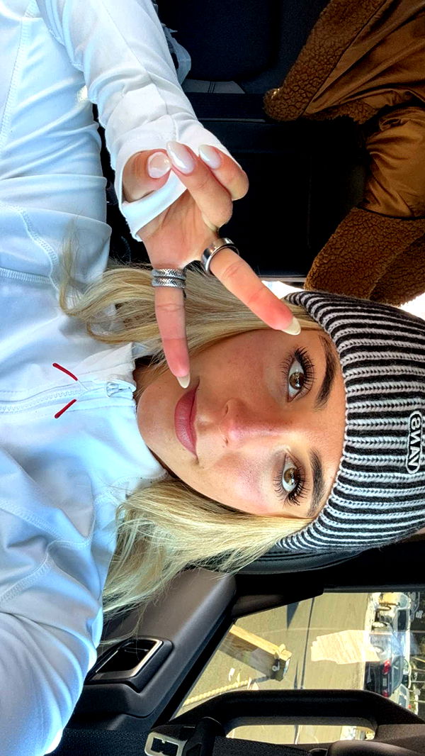 emelye.ender image ~ Altpins