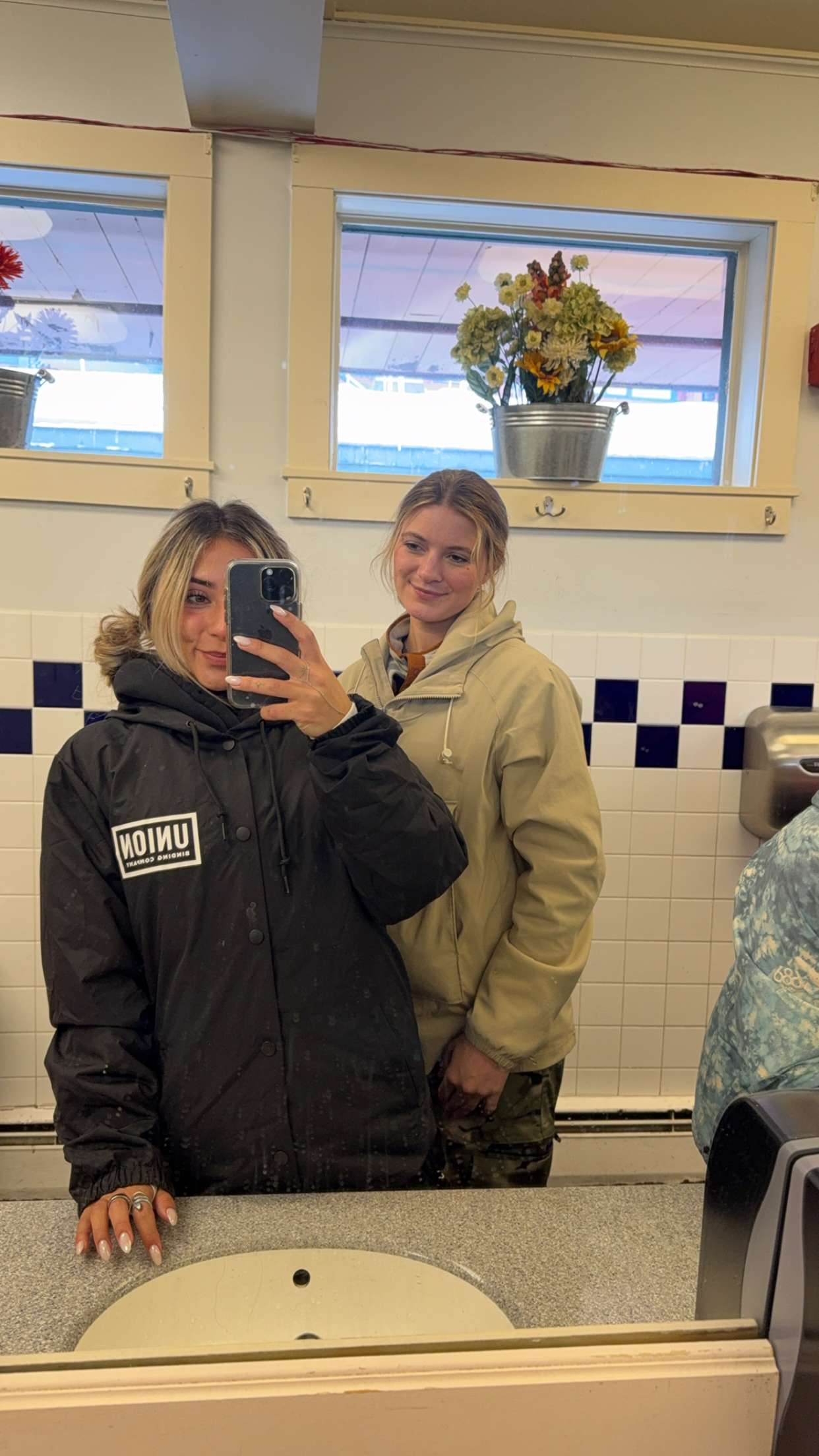 emelye.ender snapchat image archive image