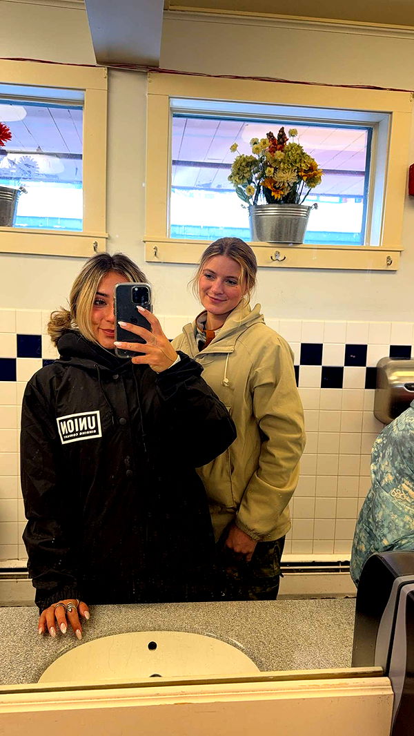 emelye.ender image ~ Altpins