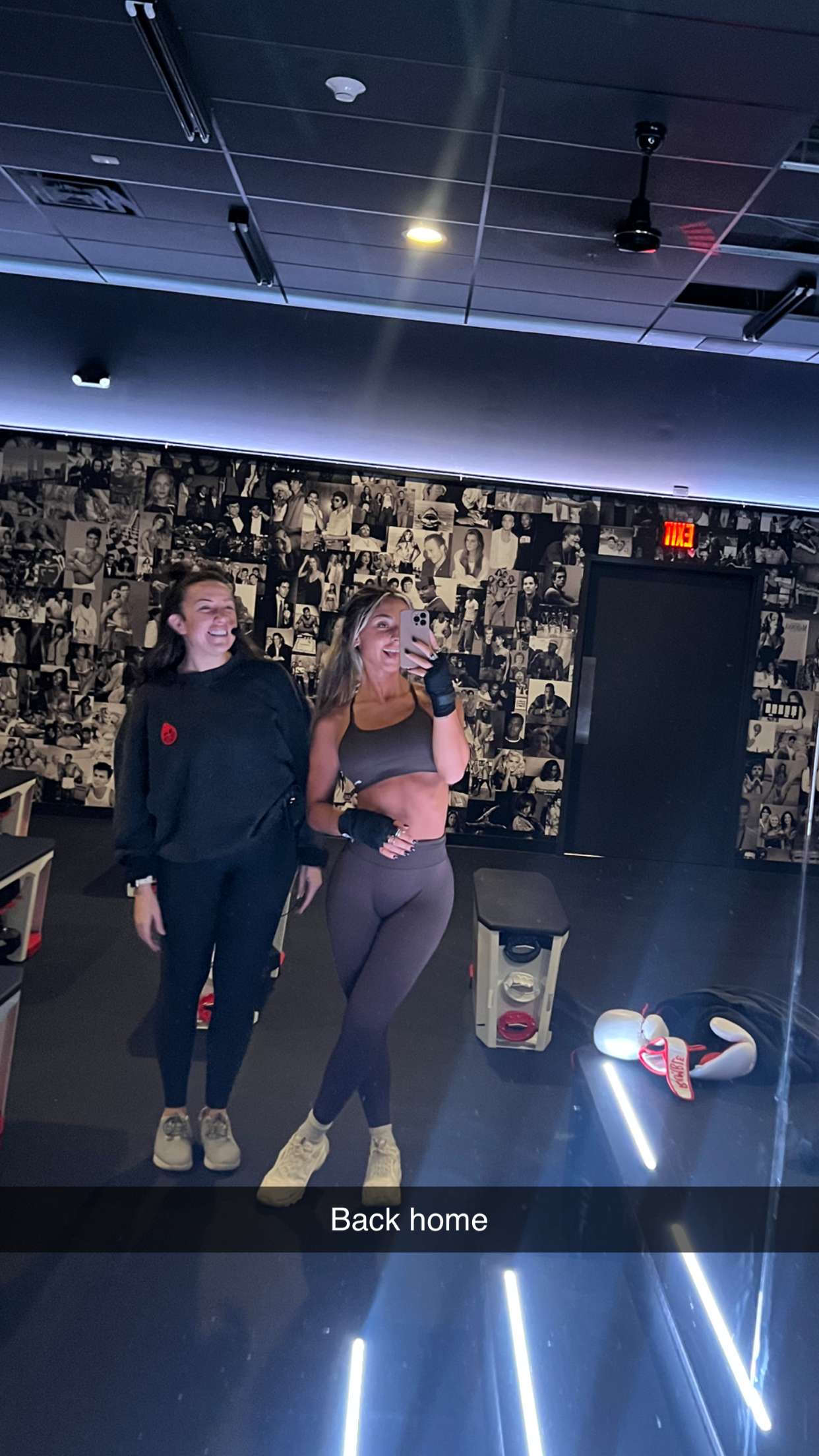 emelye.ender snapchat image archive image