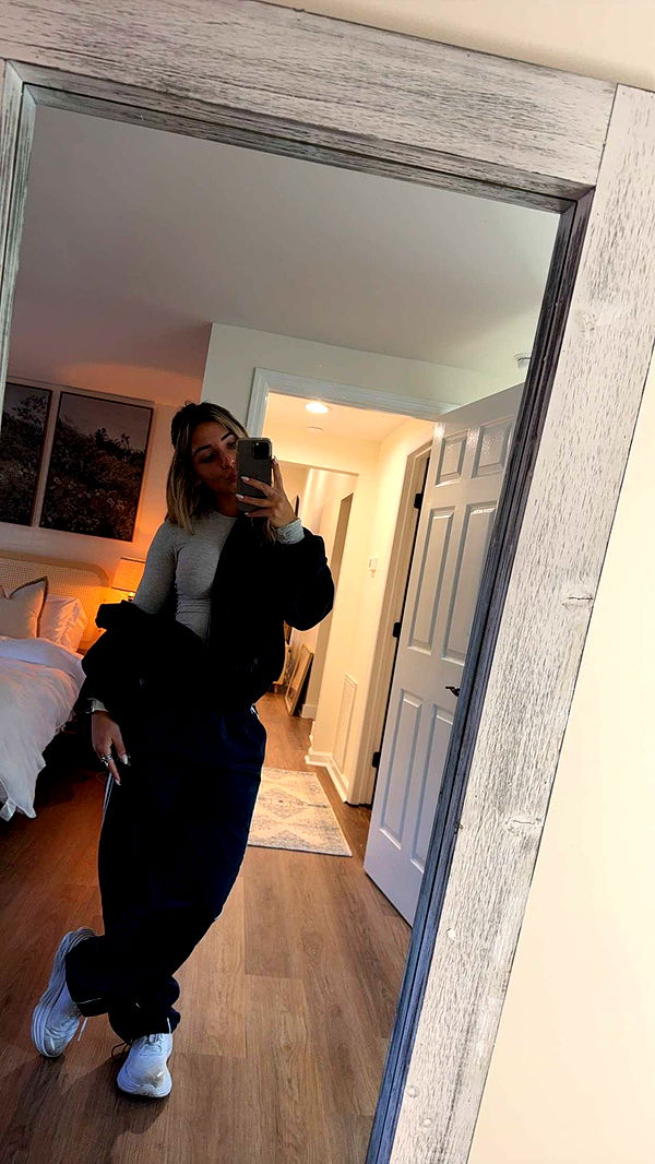 emelye.ender image ~ Altpins