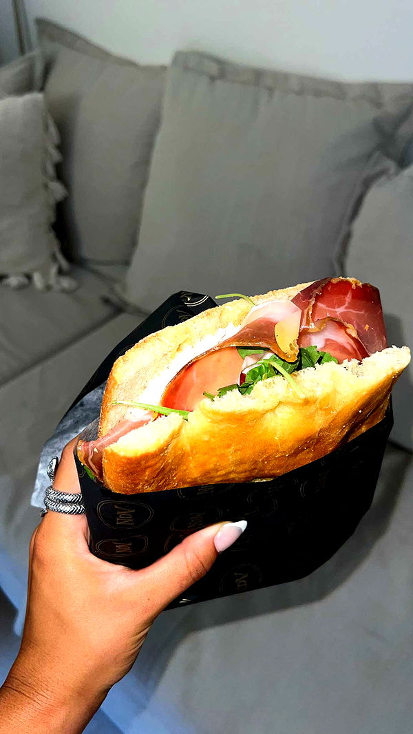 emelye.ender image ~ Altpins