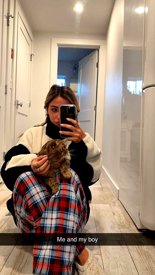 emelye.ender image ~ Altpins