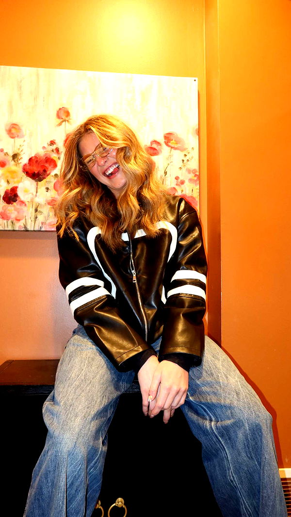 emelye.ender image ~ Altpins