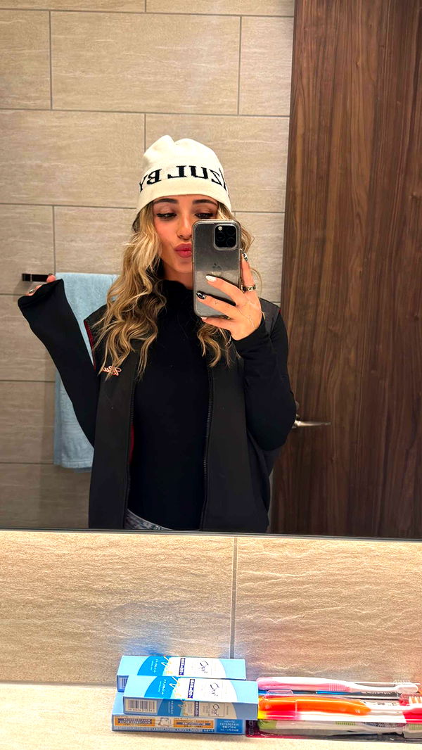 emelye.ender image ~ Altpins