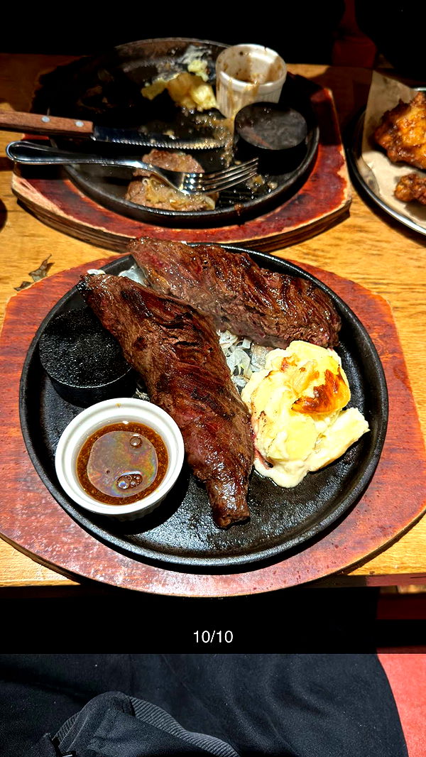 emelye.ender image ~ Altpins