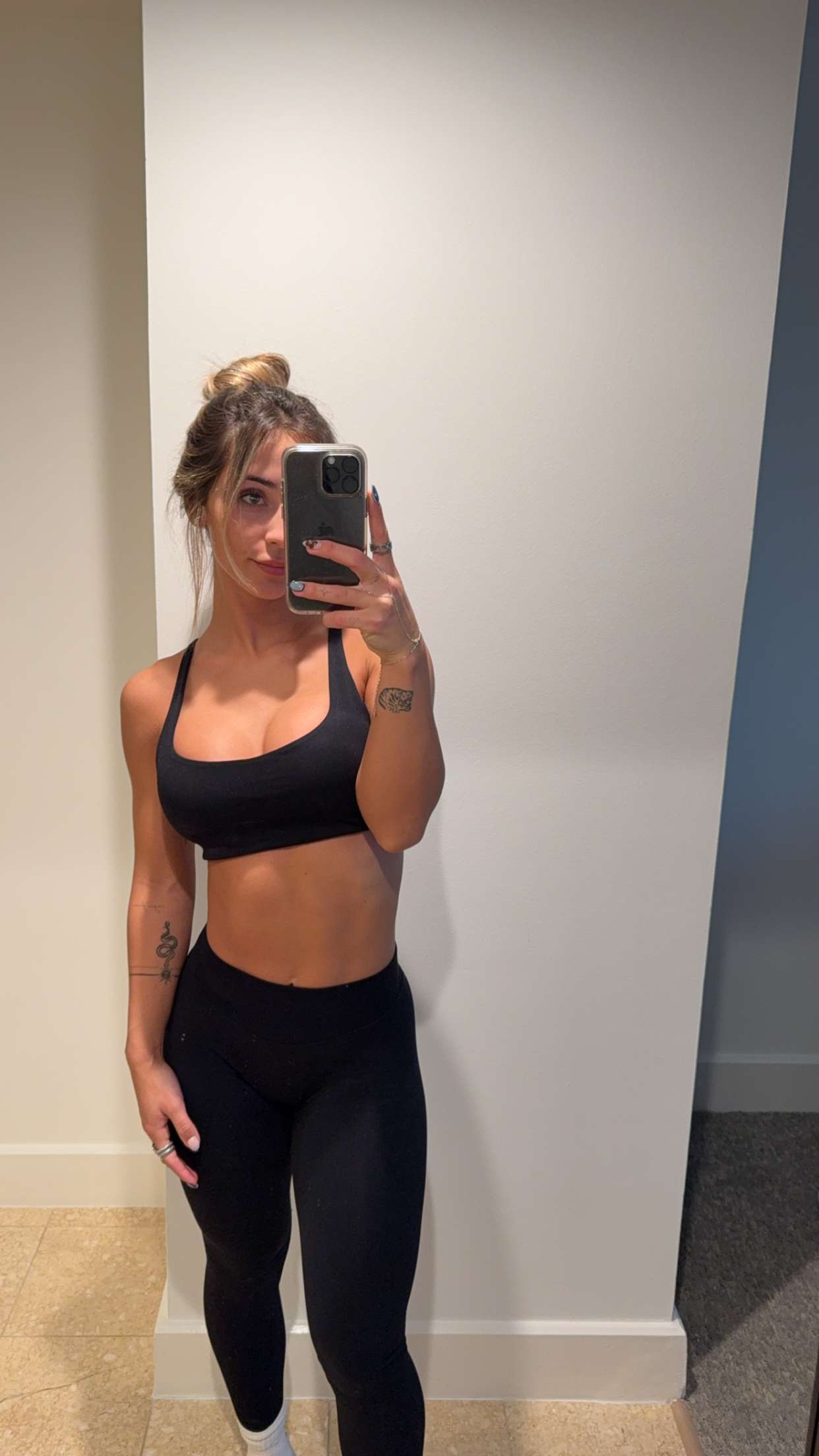 emelye.ender snapchat image archive image