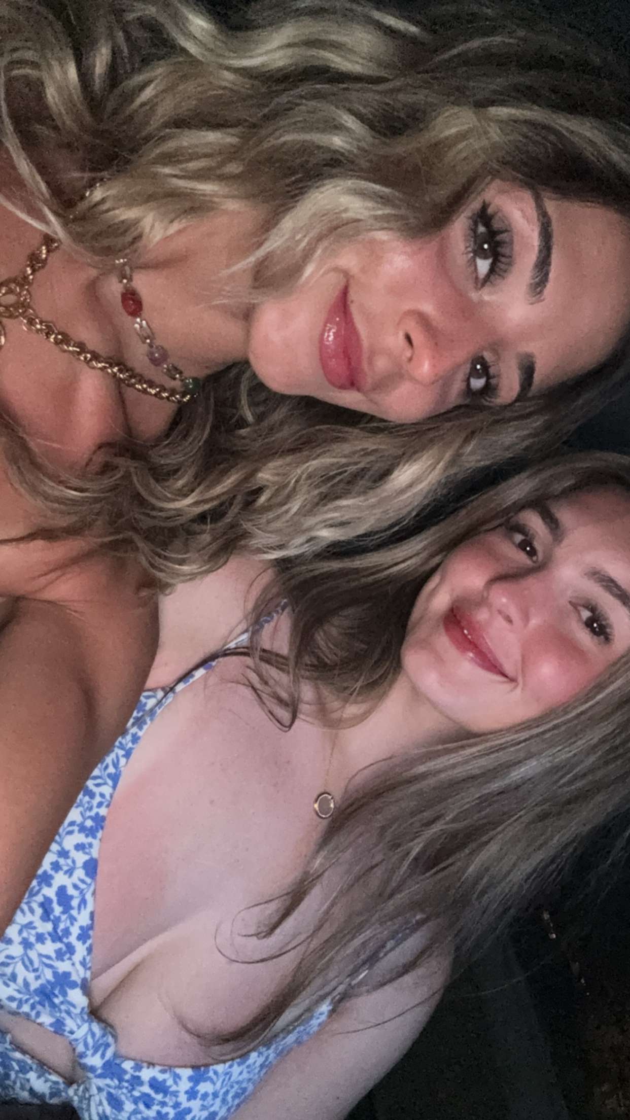 emelye.ender snapchat image archive image