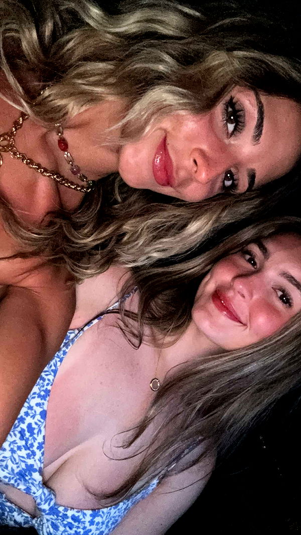 emelye.ender image ~ Altpins