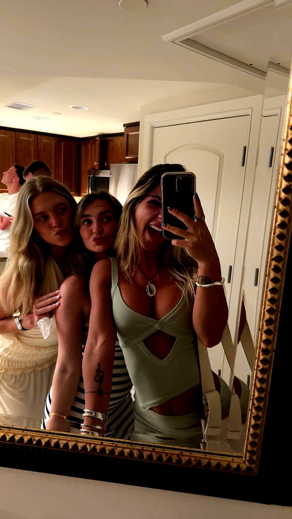 emelye.ender image ~ Altpins