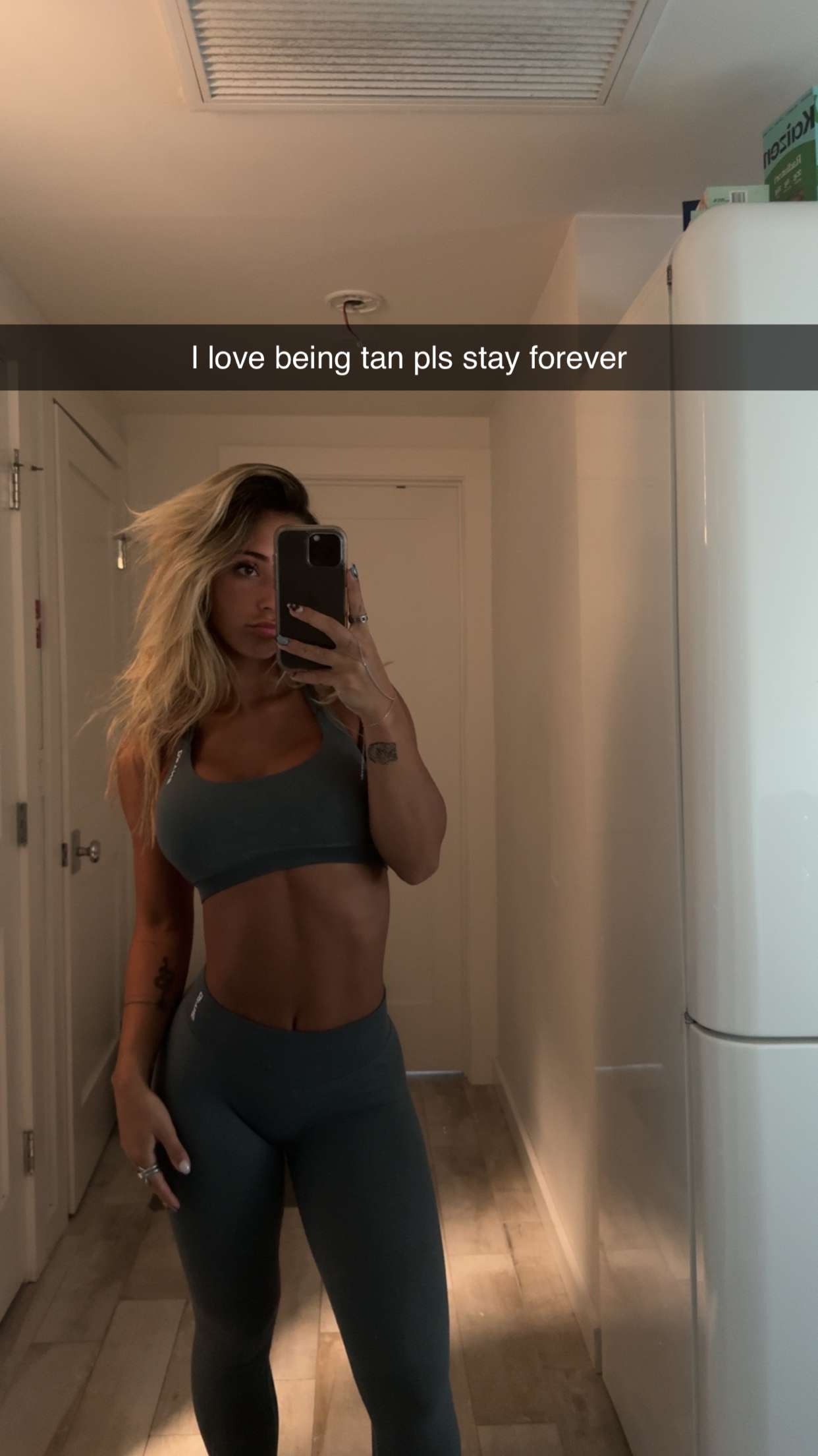 emelye.ender snapchat image archive image