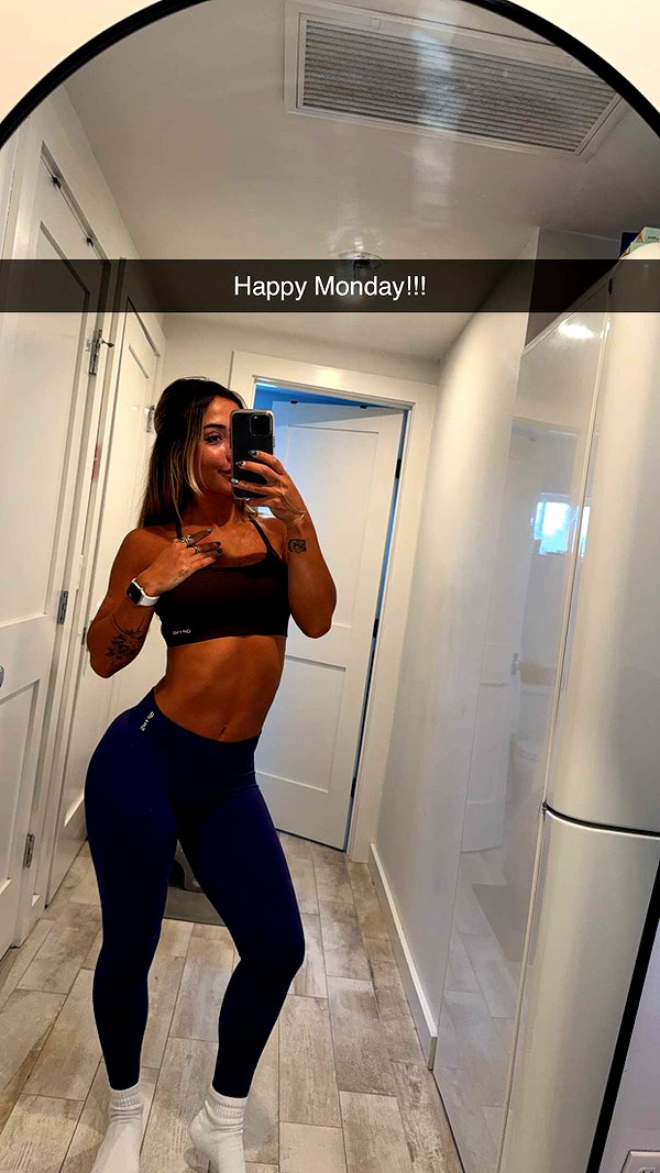 emelye.ender snapchat image archive image
