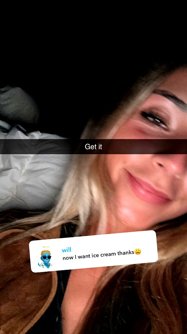 emelye.ender snapchat image archive image
