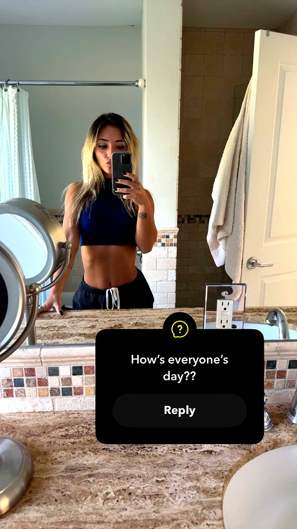 emelye.ender snapchat image archive image