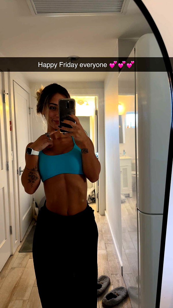emelye.ender snapchat image archive image