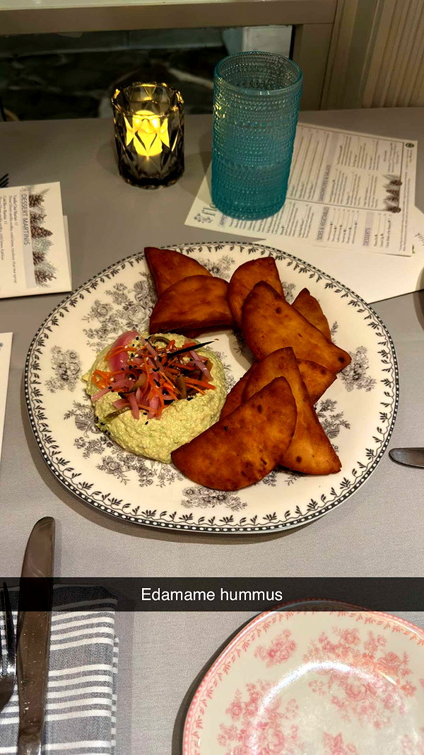 emelye.ender snapchat image archive image