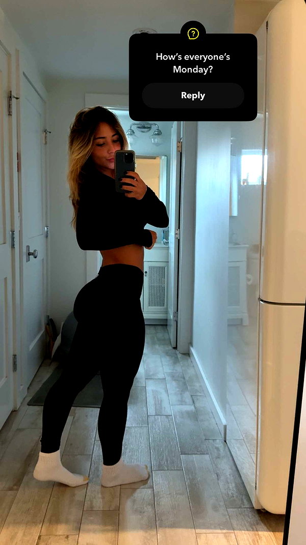 emelye.ender snapchat image archive image