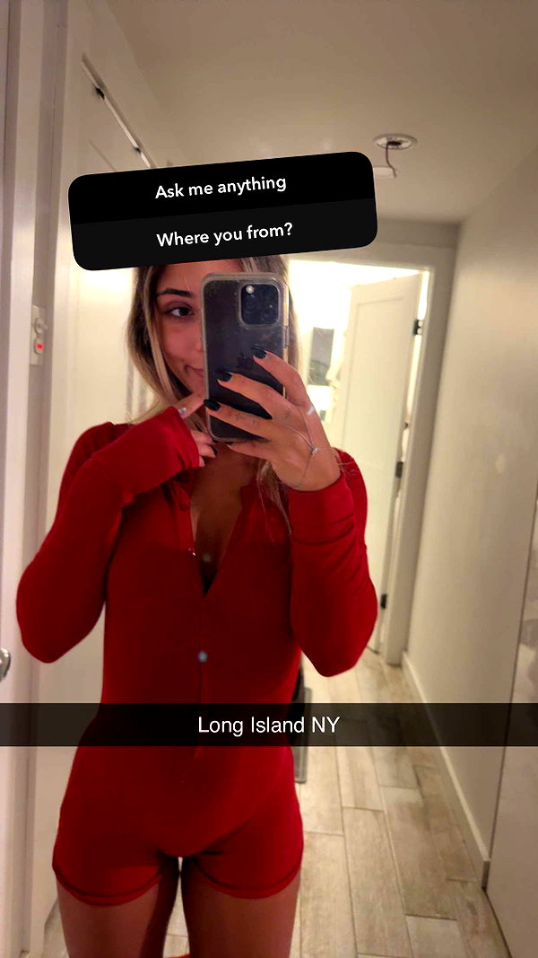 emelye.ender snapchat image archive image