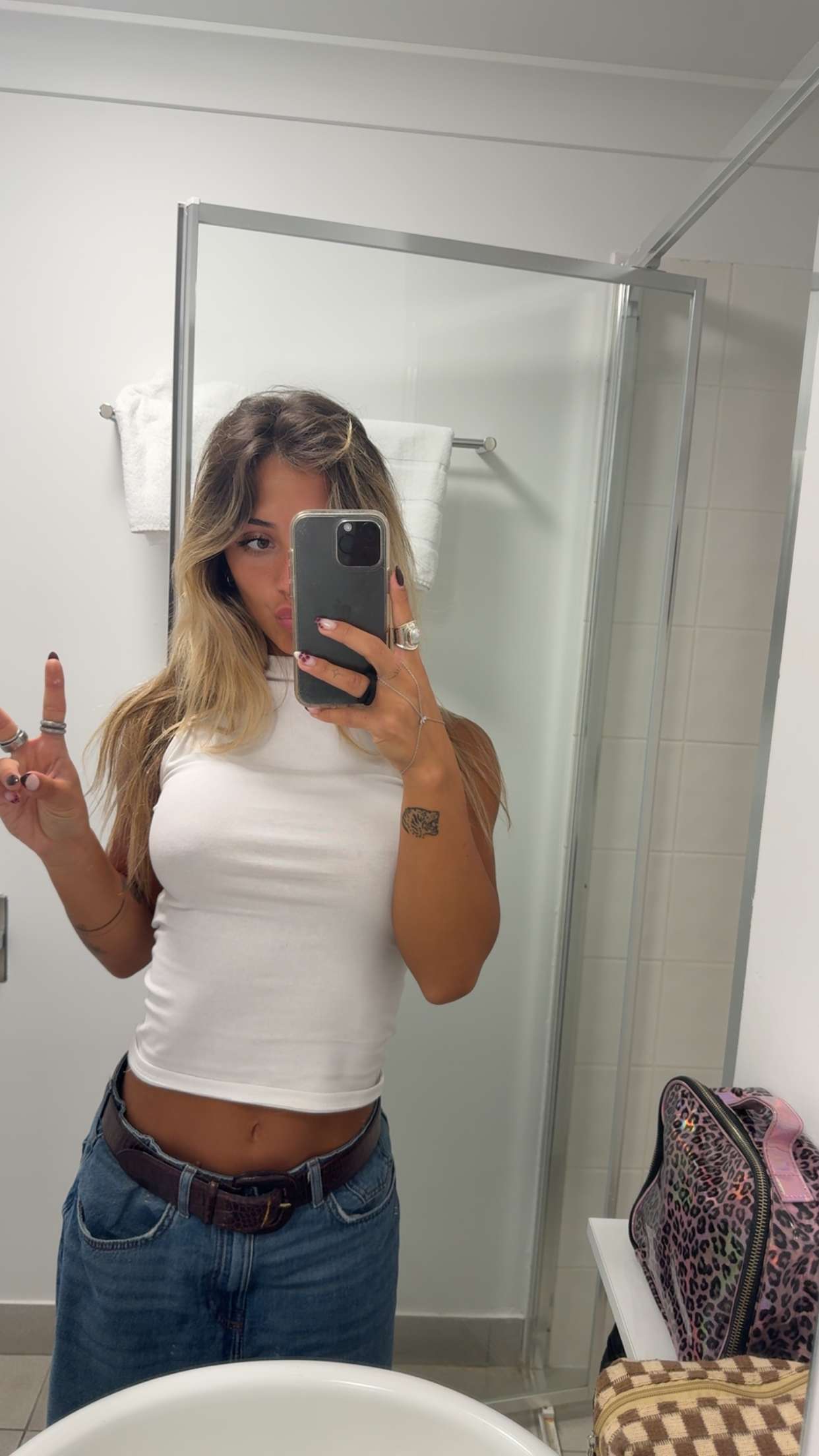 emelye.ender snapchat image archive image