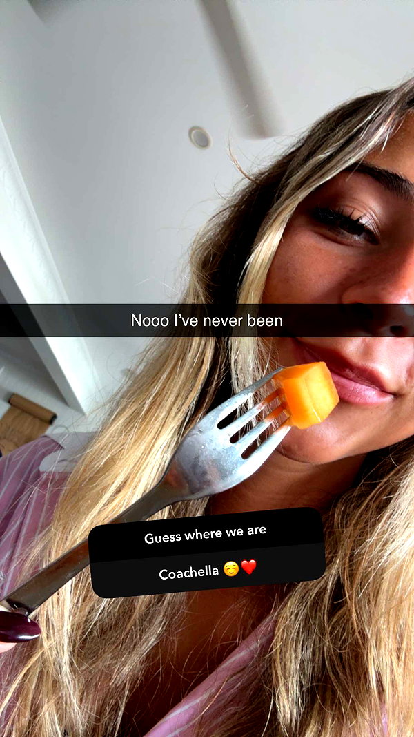emelye.ender snapchat image archive image