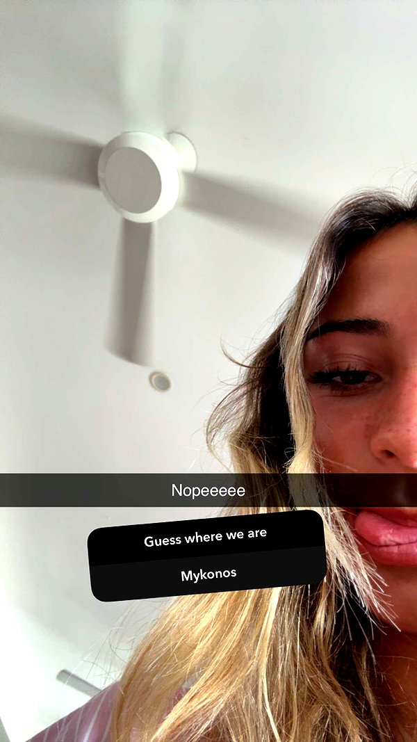 emelye.ender snapchat image archive image