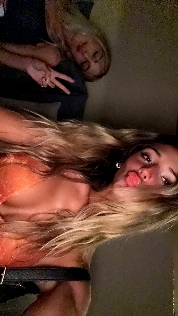 emelye.ender snapchat image archive image