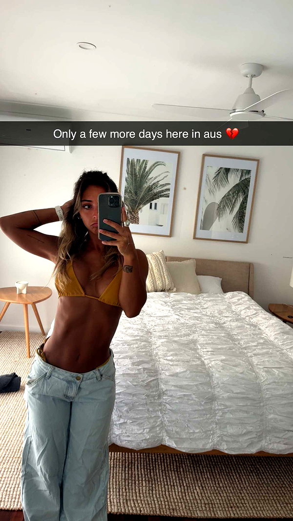 emelye.ender snapchat image archive image