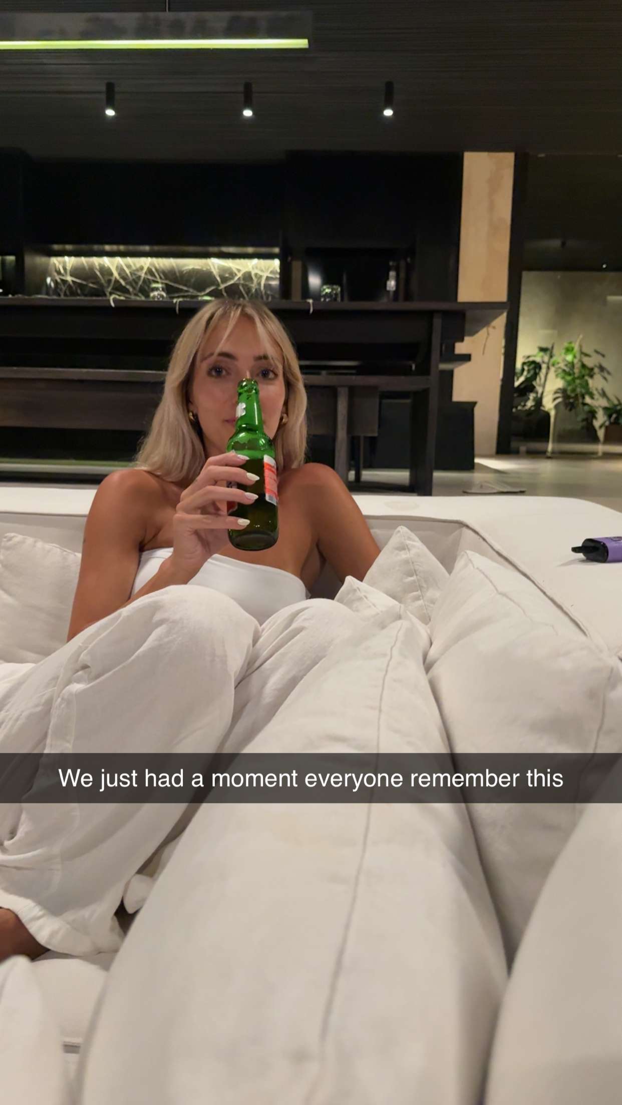 emelye.ender snapchat image archive image