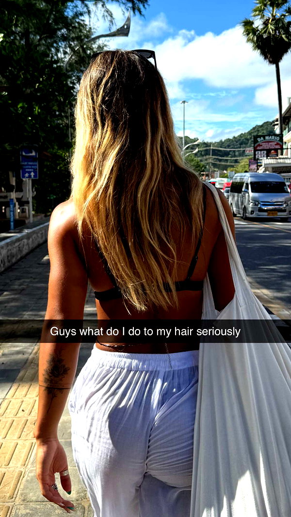 emelye.ender snapchat image archive image