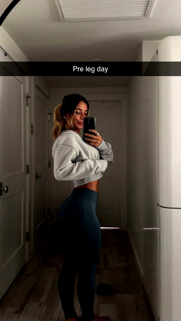 emelye.ender snapchat image archive image