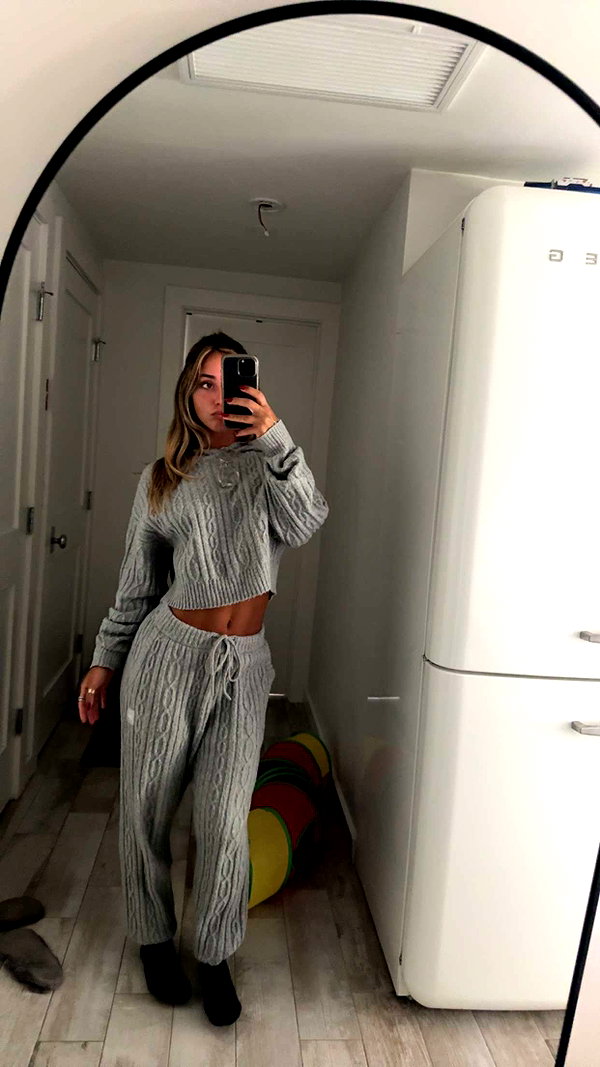 emelye.ender snapchat image archive image
